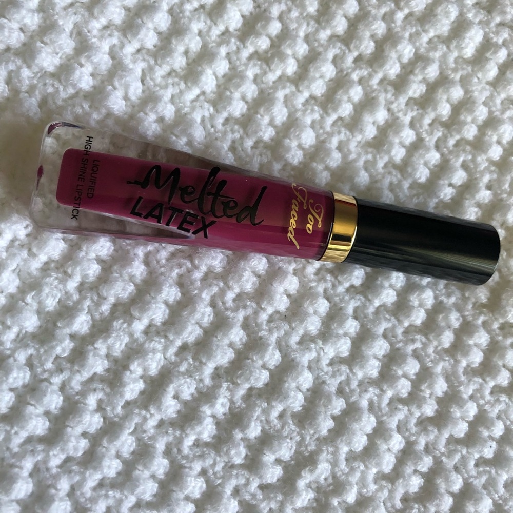 Too Faced Melted Latex Liquid Lipstick in Hot Mess
